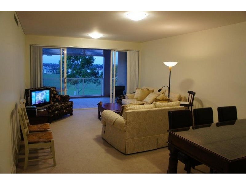 23/6 Admiralty Drive, Breakfast Point NSW 2137
