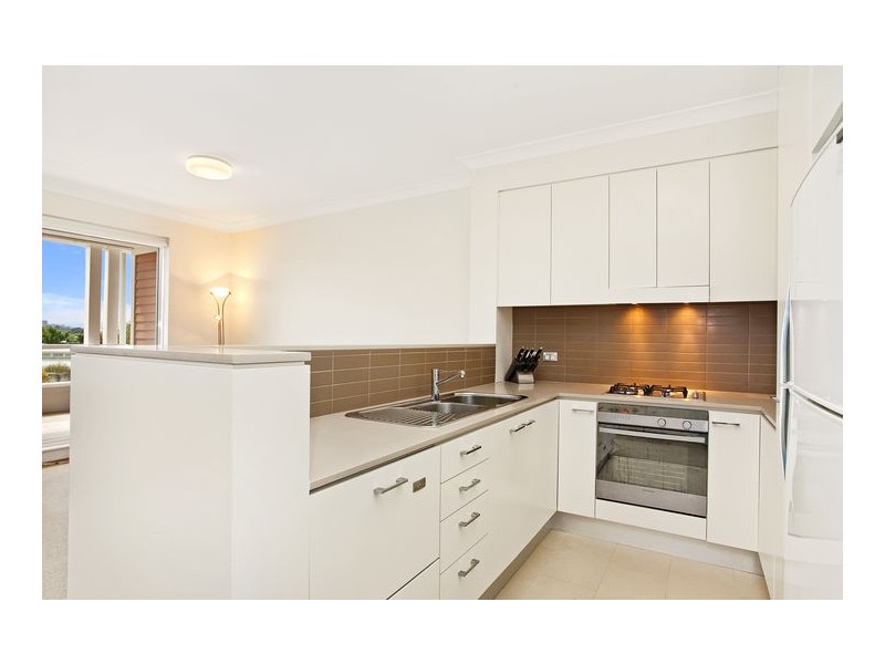 33/28-32 Village Drive, Breakfast Point NSW 2137