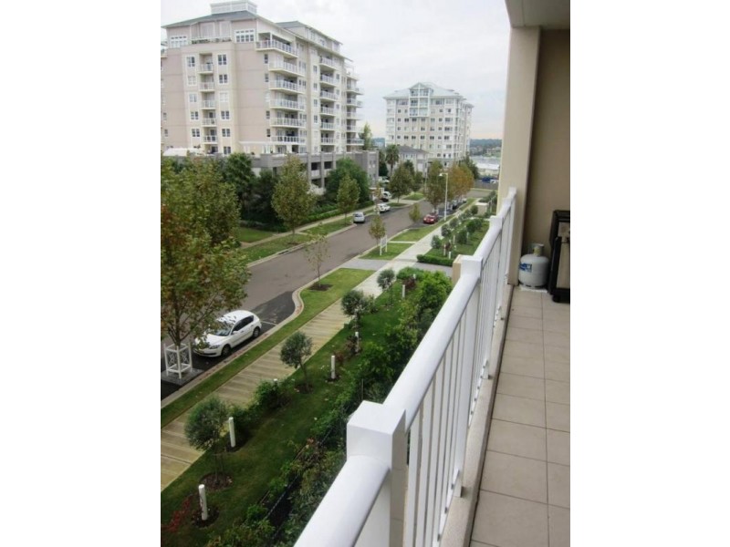 42/17 Orchards Avenue, Breakfast Point NSW 2137