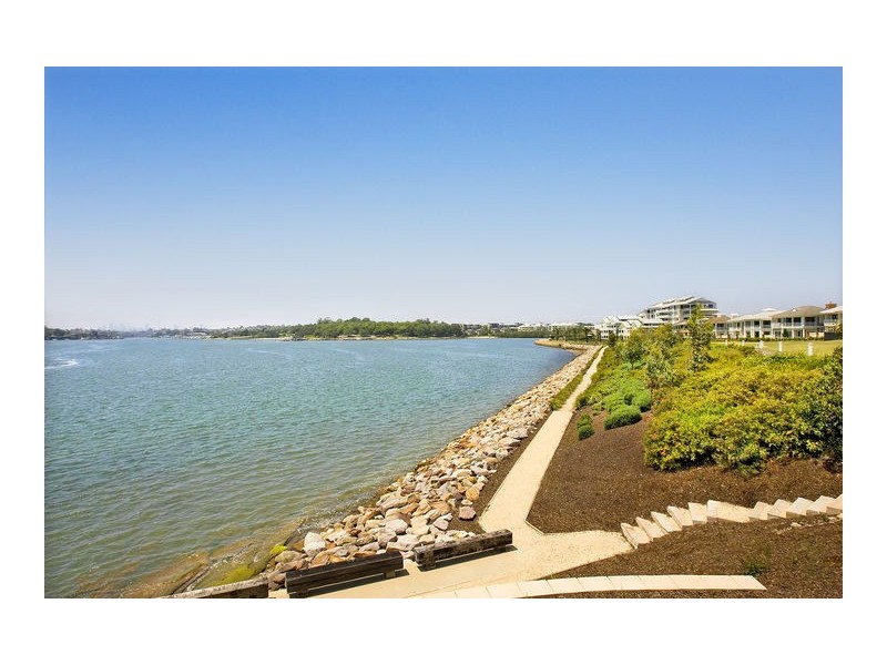 405/2 Rosewater Circuit, Breakfast Point NSW 2137