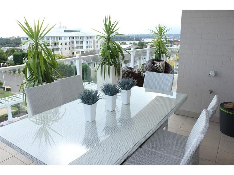 52/25 Market St, Breakfast Point NSW 2137