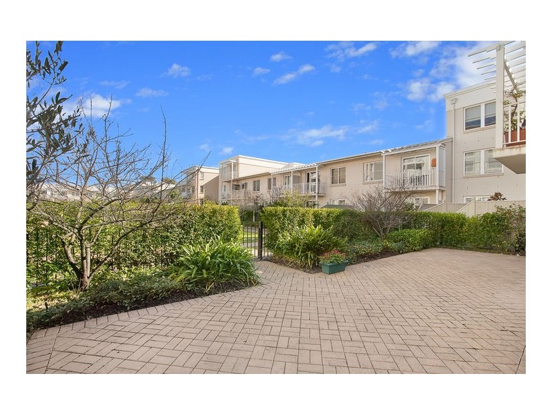 11/6 Juniper Drive, Breakfast Point NSW 2137