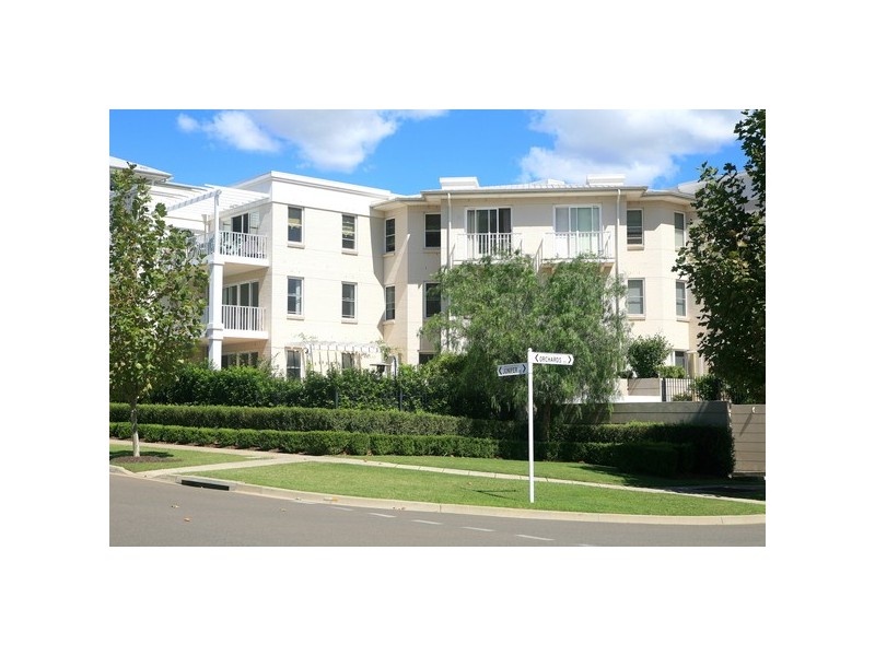 11/6 Juniper Drive, Breakfast Point NSW 2137