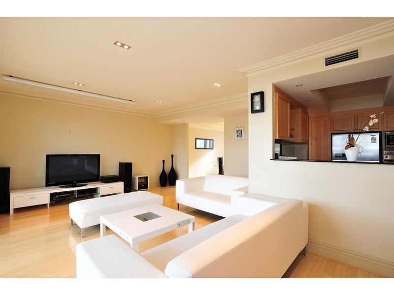 15 Jacaranda Dr, Cabarita NSW 2137