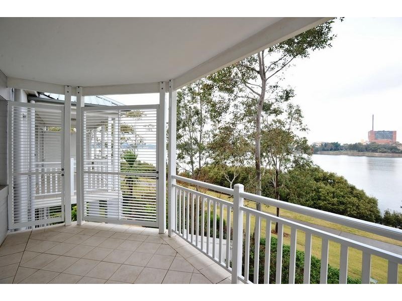 15 Jacaranda Dr, Cabarita NSW 2137