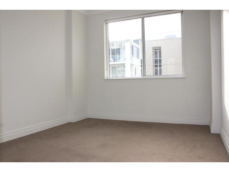 402/10 Peninsula Drive, Breakfast Point NSW 2137