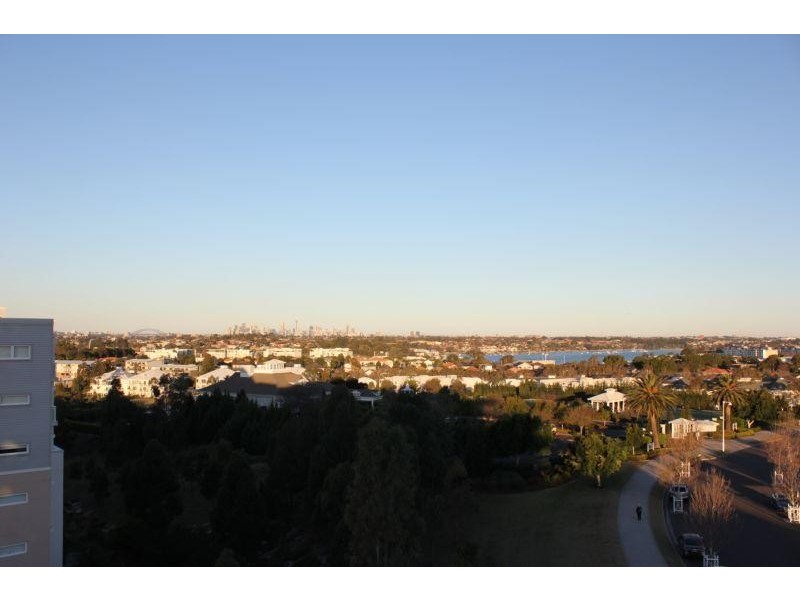 70/68 Village Drive, Breakfast Point NSW 2137