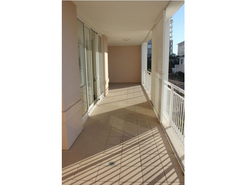 303/15-17 Peninsula Drive, Breakfast Point NSW 2137