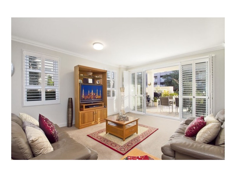 10/5 Juniper Drive, Breakfast Point NSW 2137