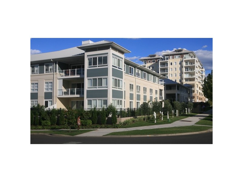 10/5 Juniper Drive, Breakfast Point NSW 2137