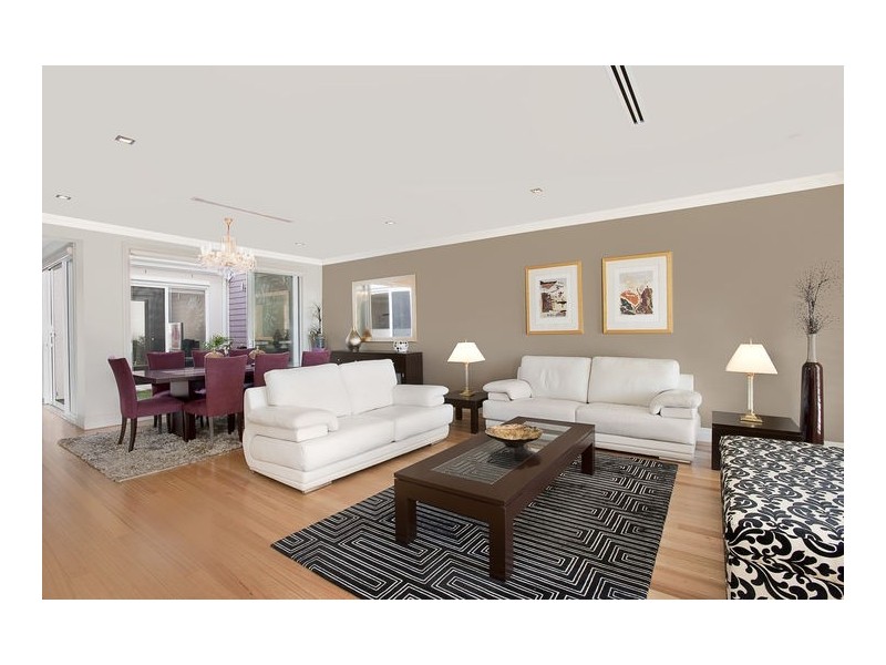 11 Vineyard Way, Breakfast Point NSW 2137