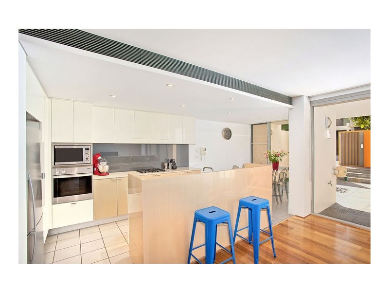 18/18 Edgewood Cres, Cabarita NSW 2137