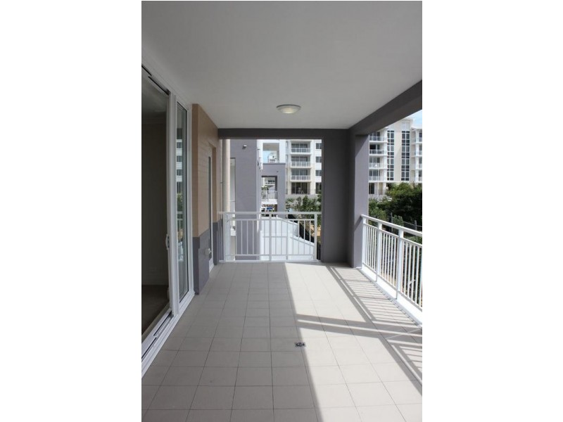 24/1 Rosewater Circuit, Breakfast Point NSW 2137