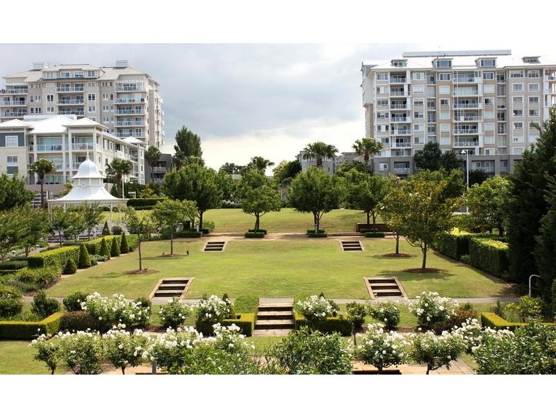 24/1 Rosewater Circuit, Breakfast Point NSW 2137