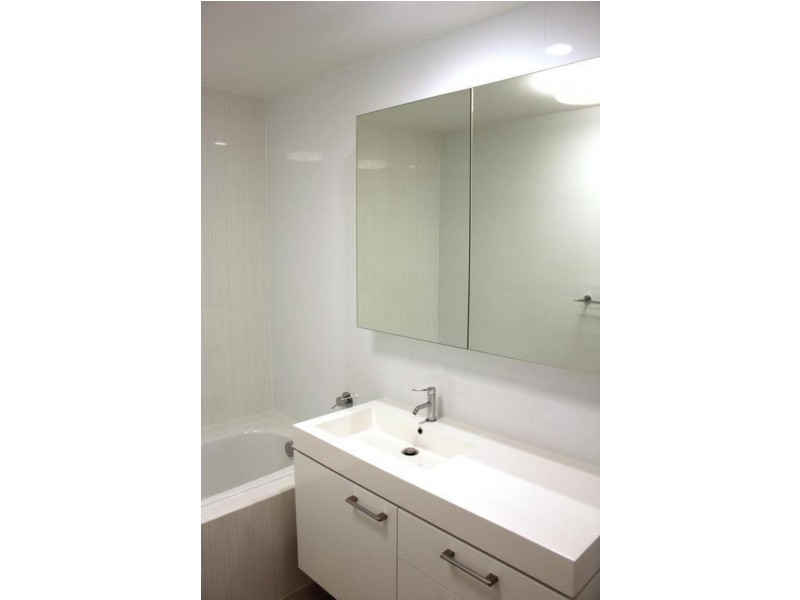 24/1 Rosewater Circuit, Breakfast Point NSW 2137