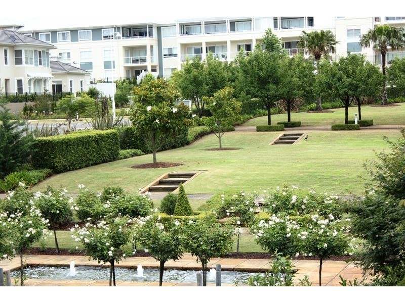 22/1 Rosewater Circuit, Breakfast Point NSW 2137