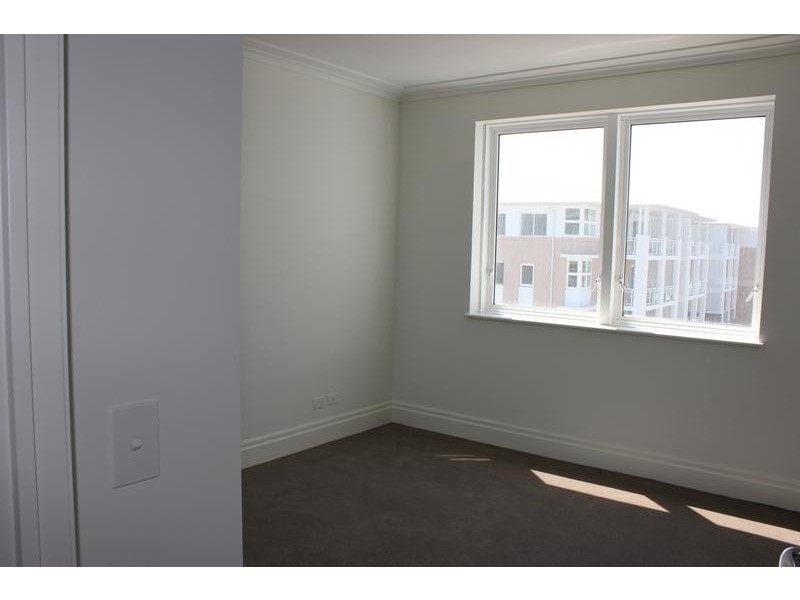 505/2 Rosewater Circuit, Breakfast Point NSW 2137