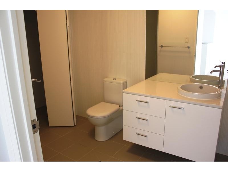 505/2 Rosewater Circuit, Breakfast Point NSW 2137