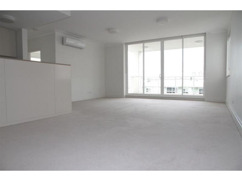 402/4 Rosewater Circuit, Breakfast Point NSW 2137