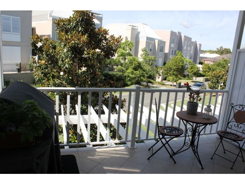 202/2-10 Mimosa Circuit, Breakfast Point NSW 2137