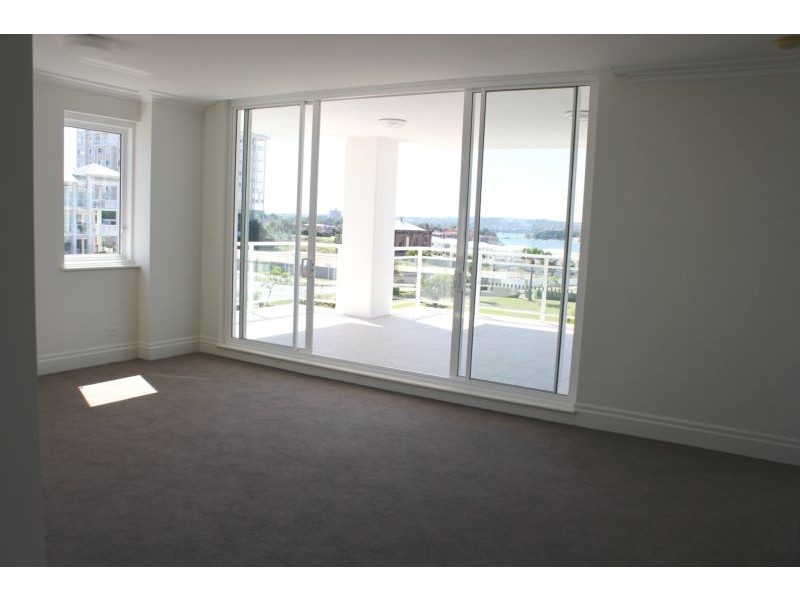 408/4 Rosewater Circuit, Breakfast Point NSW 2137