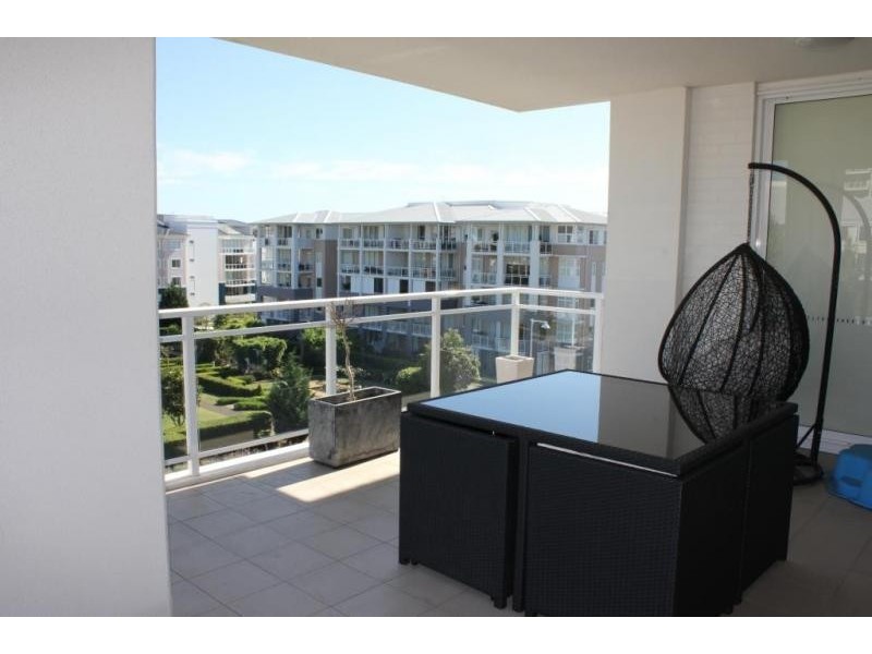 408/4 Rosewater Circuit, Breakfast Point NSW 2137