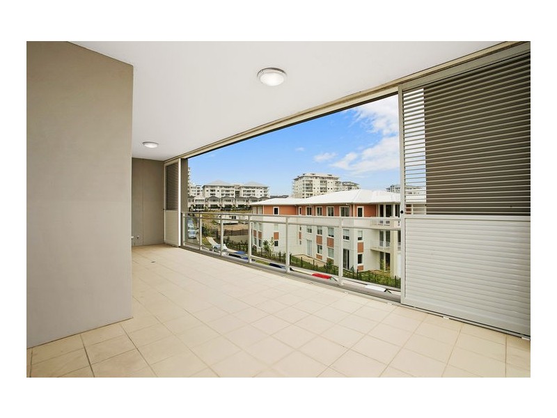 38/21-25 Peninsula Drive, Breakfast Point NSW 2137