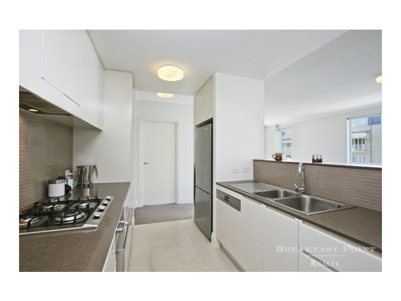 303/2 Rosewater Circuit, Breakfast Point NSW 2137