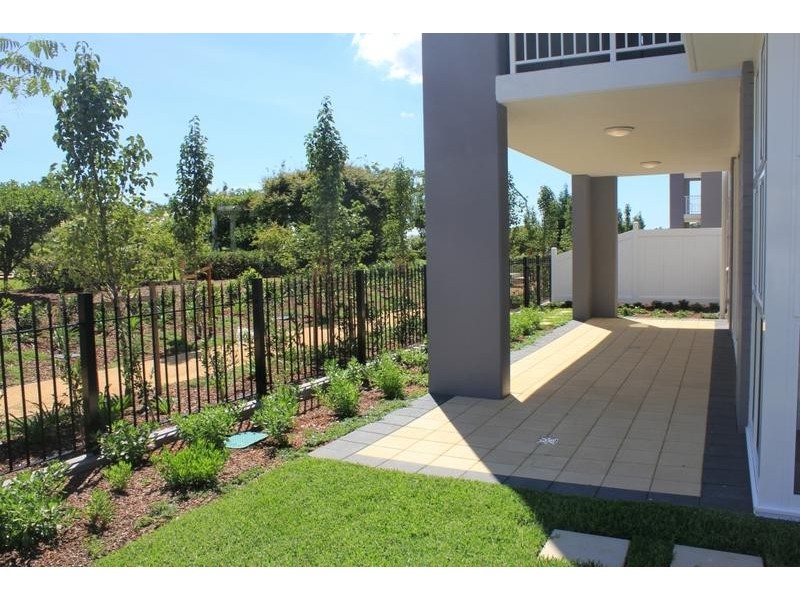 11/1 Rosewater Circuit, Breakfast Point NSW 2137