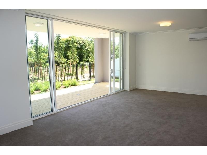 11/1 Rosewater Circuit, Breakfast Point NSW 2137