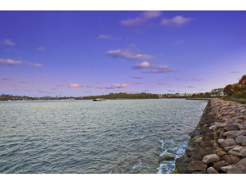 16/27-33 Peninsula Drive, Breakfast Point NSW 2137