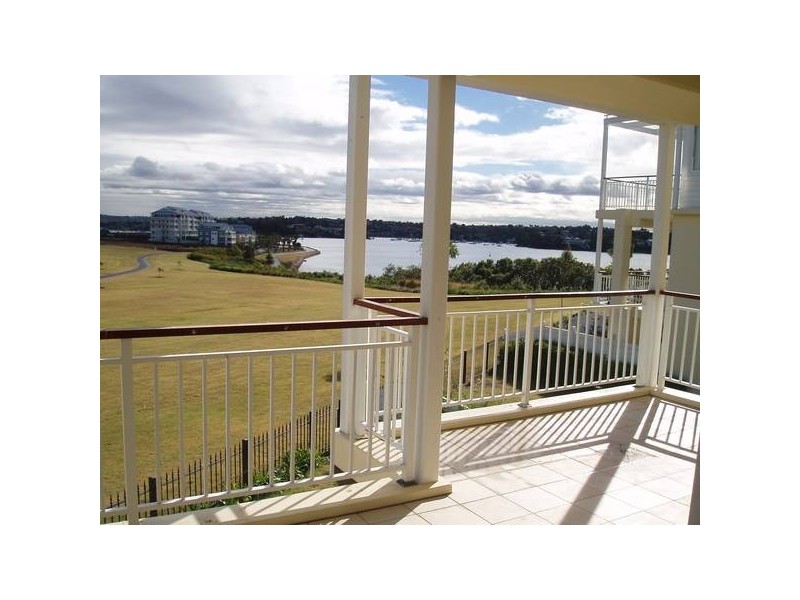 203/1-9 Admiralty Drive, Breakfast Point NSW 2137