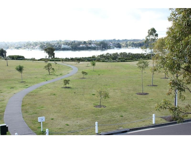 21/4 Admiralty Drive, Breakfast Point NSW 2137