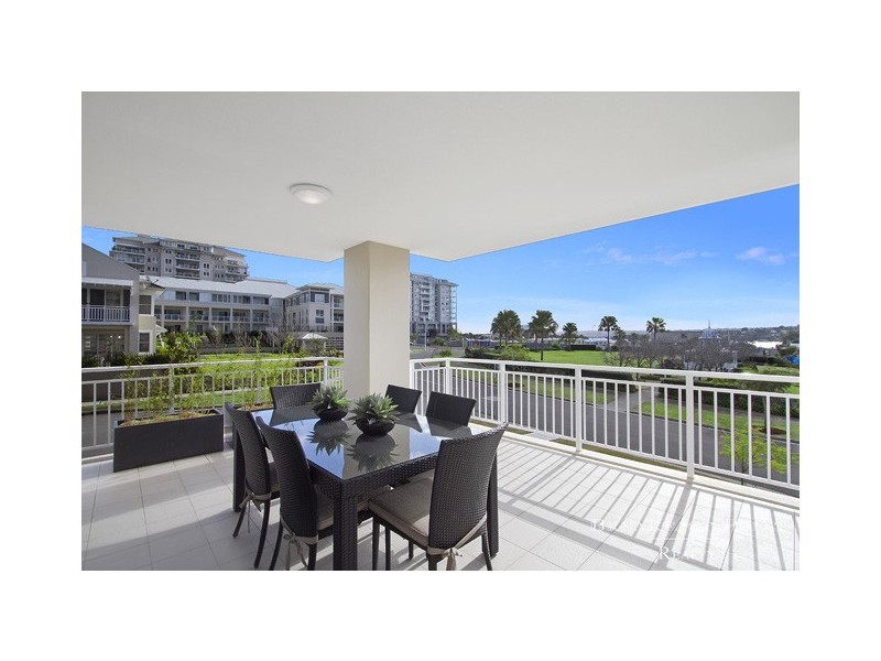 208/4 Rosewater Circuit, Breakfast Point NSW 2137