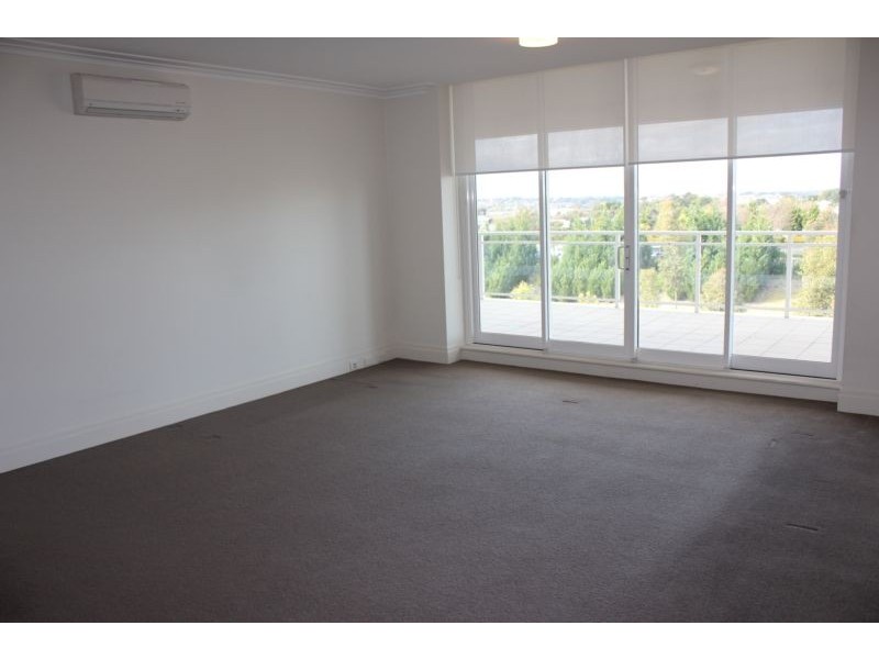 609/15-17 Peninsula Drive, Breakfast Point NSW 2137