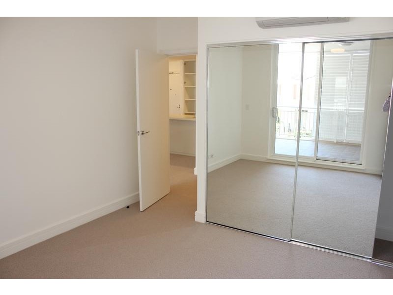 209/10 Vineyard Way, Breakfast Point NSW 2137