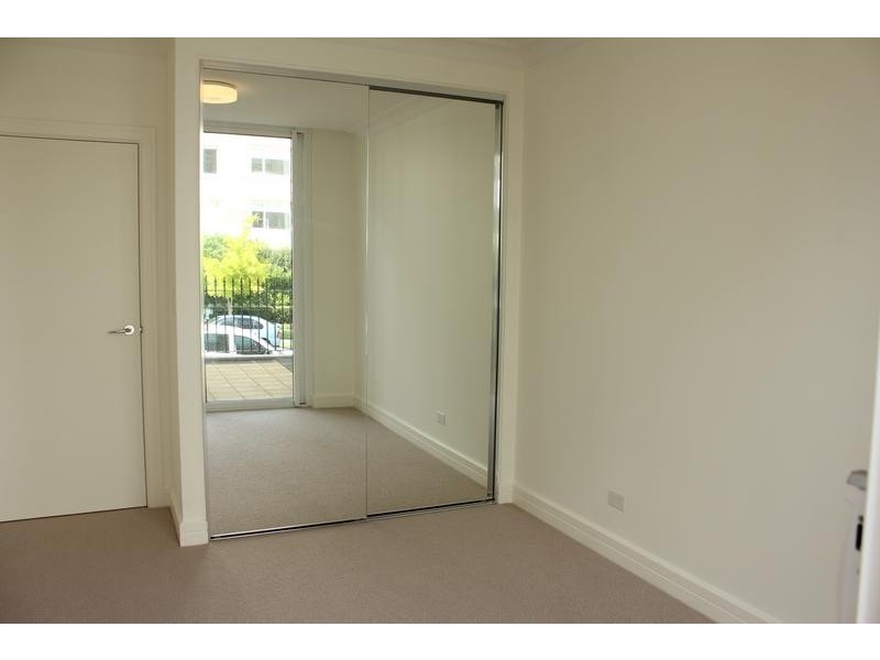 110/2 Peninsula Drive, Breakfast Point NSW 2137