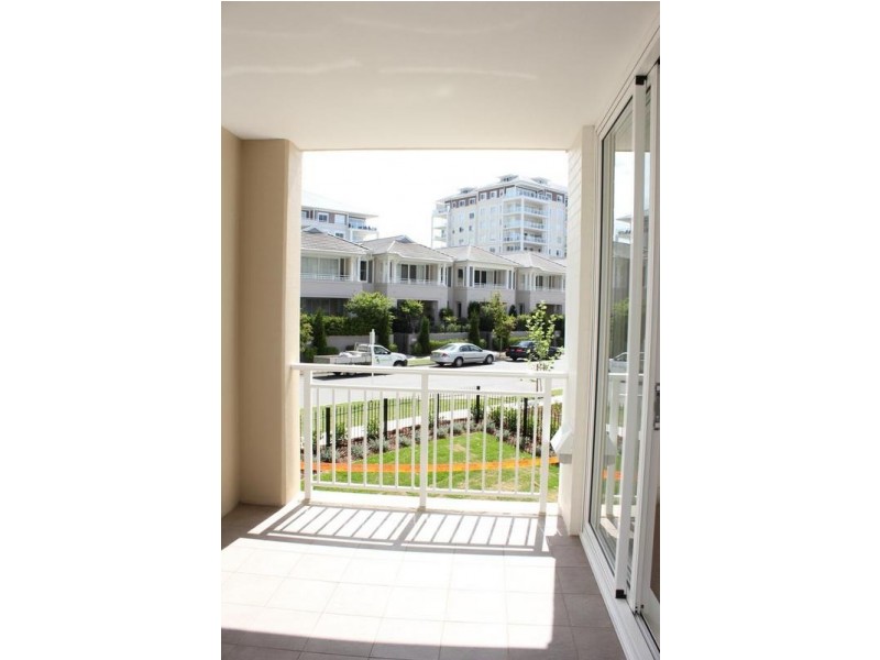 202/2 Peninsula Drive, Breakfast Point NSW 2137