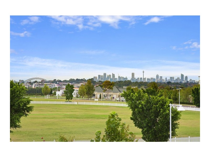 33/28-32 Village Drive, Breakfast Point NSW 2137