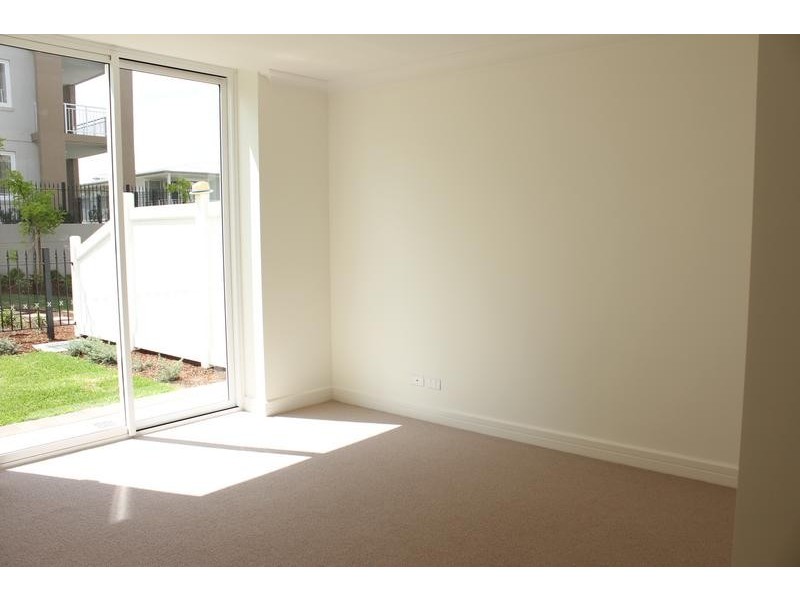 106/2 Peninsula Drive, Breakfast Point NSW 2137