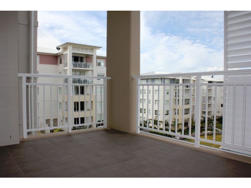 212/16 Vineyard Way, Breakfast Point NSW 2137