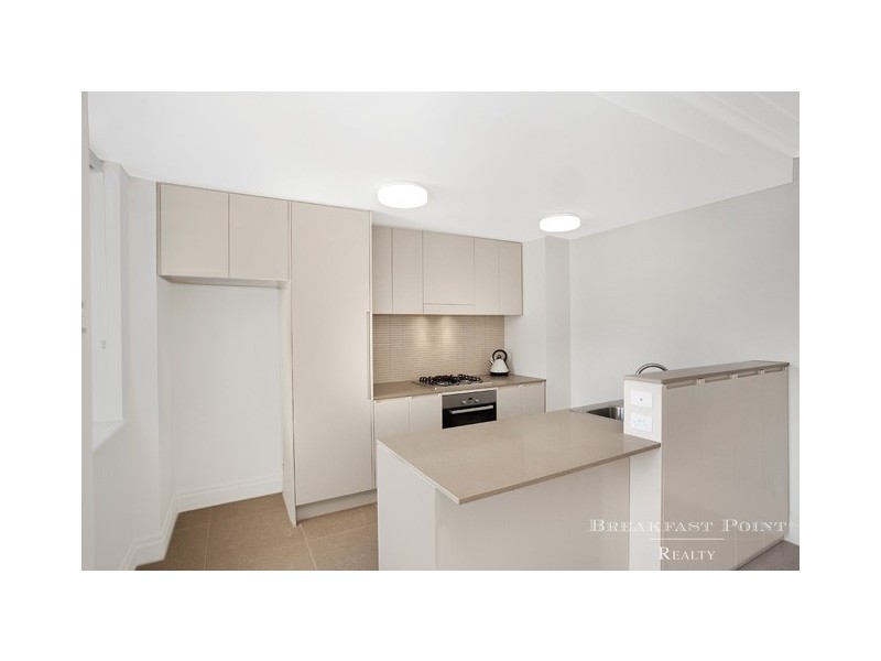 401/2 Rosewater Circuit, Breakfast Point NSW 2137