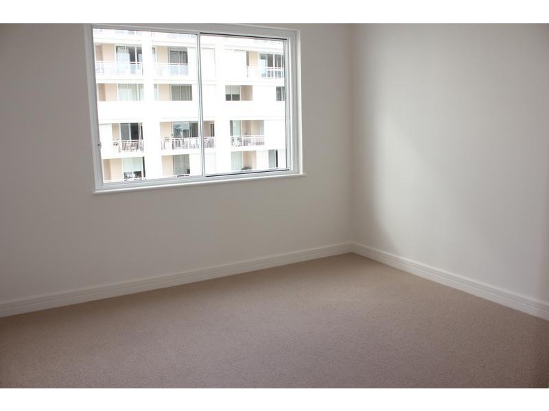 410/2 Peninsula Drive, Breakfast Point NSW 2137