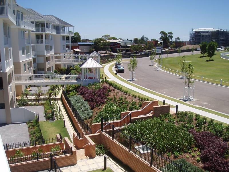 305/8 Village Drive, Breakfast Point NSW 2137