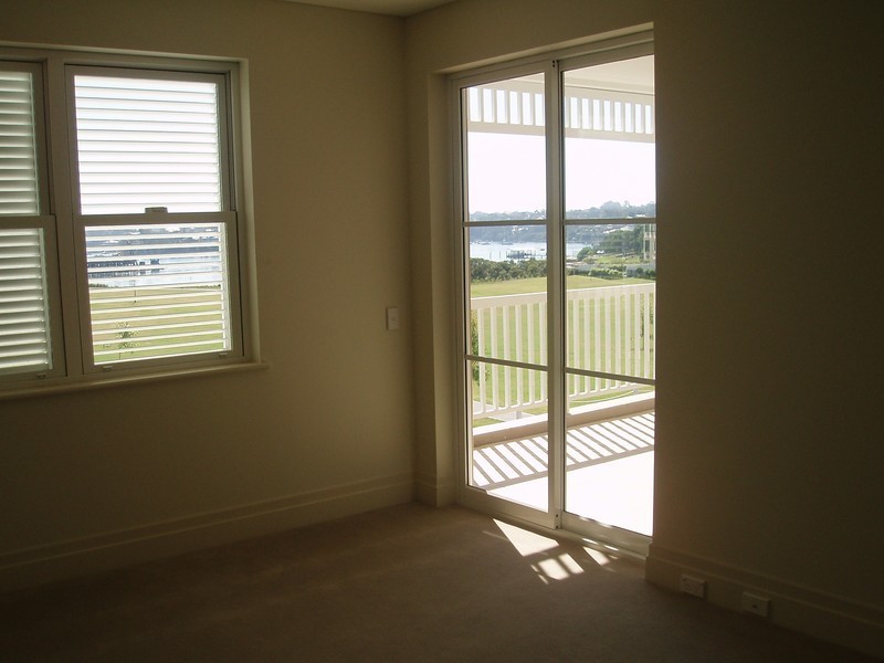 22/4 Admiralty Drive, Breakfast Point NSW 2137