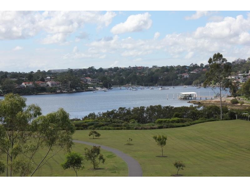 33/6 Admiralty Dr, Breakfast Point NSW 2137