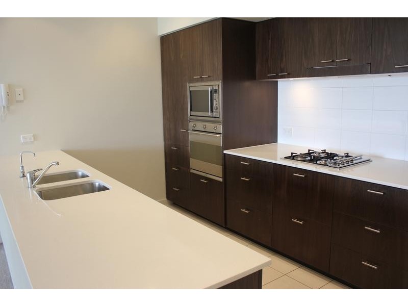 33/6 Admiralty Dr, Breakfast Point NSW 2137