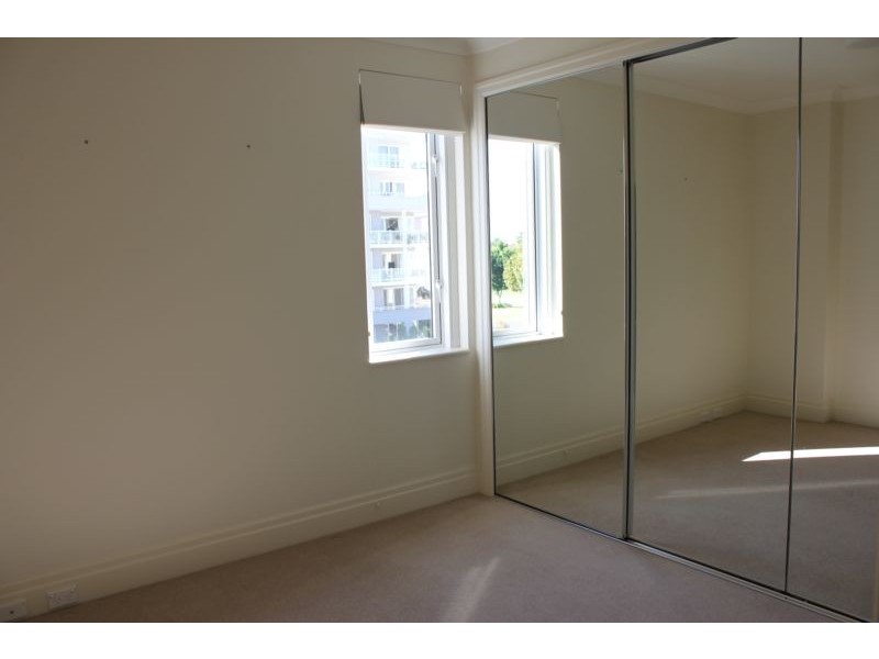 610/15-17 Peninsula Drive, Breakfast Point NSW 2137