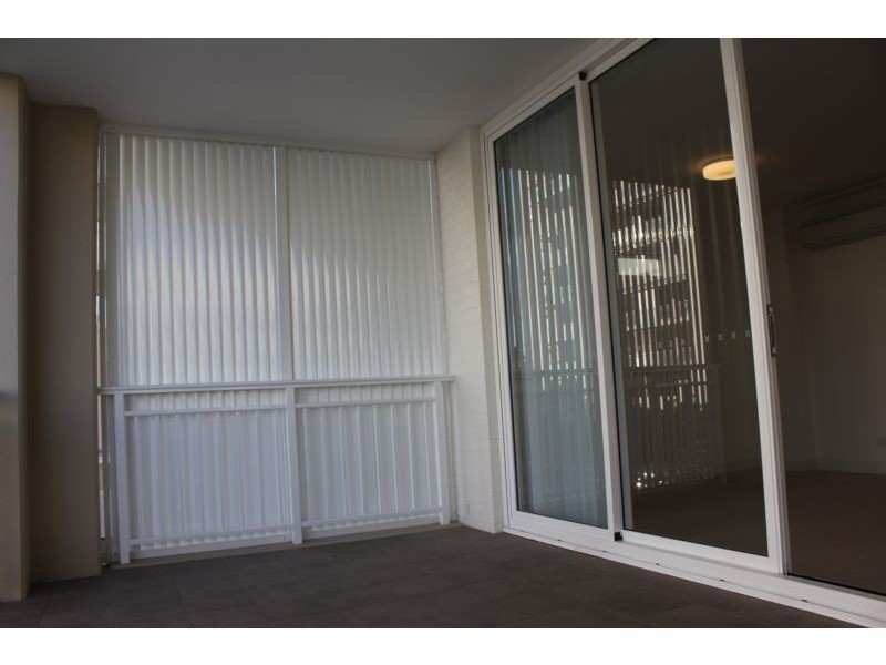 209/2 Peninsula Drive, Breakfast Point NSW 2137