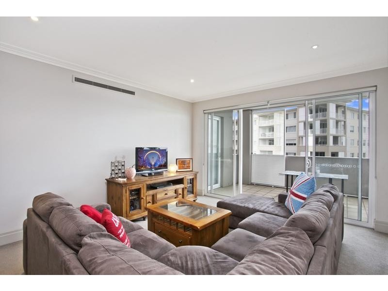 41/21-25 Peninsula Drive, Breakfast Point NSW 2137